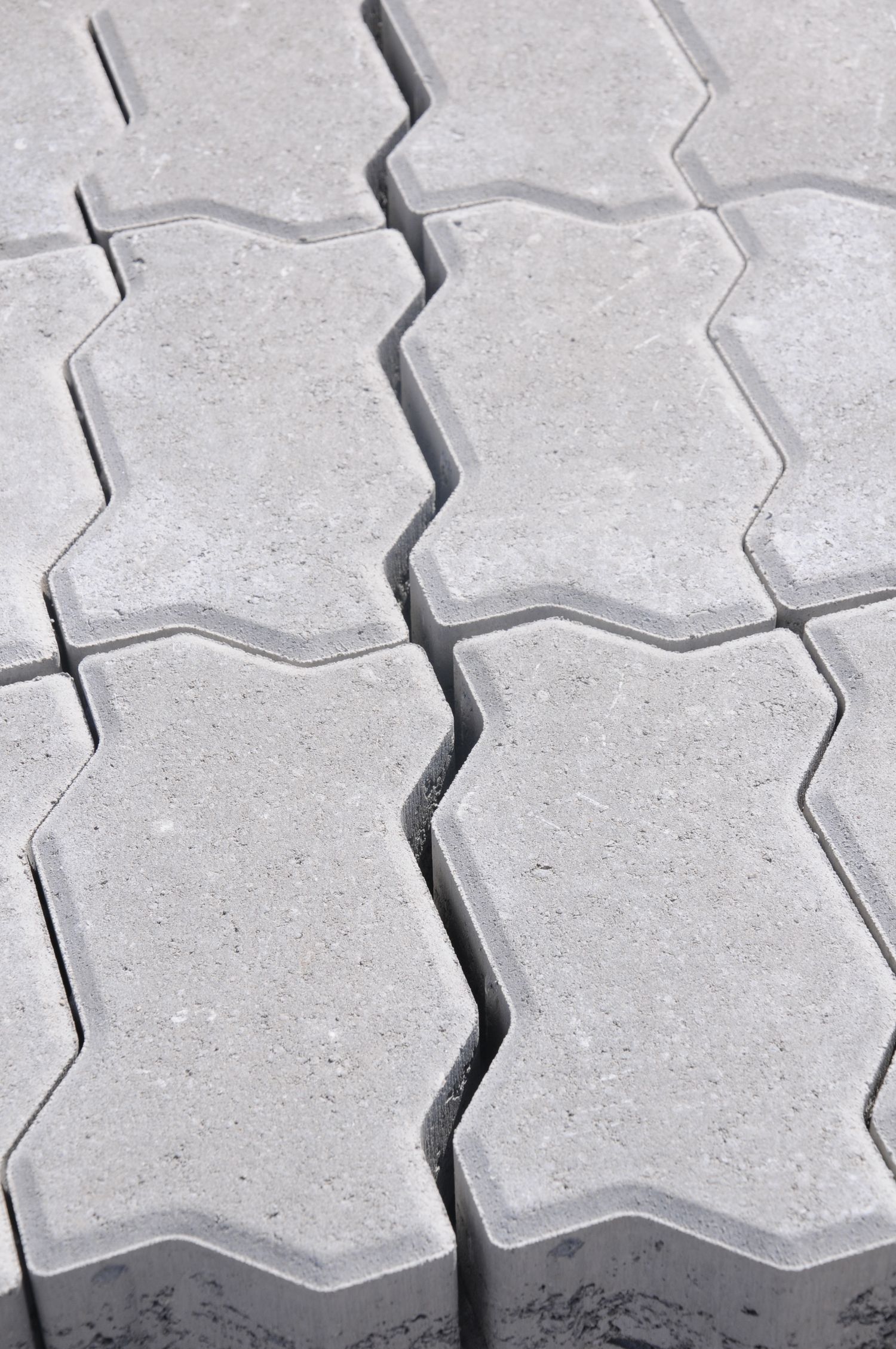 Interlocking geometric pavers