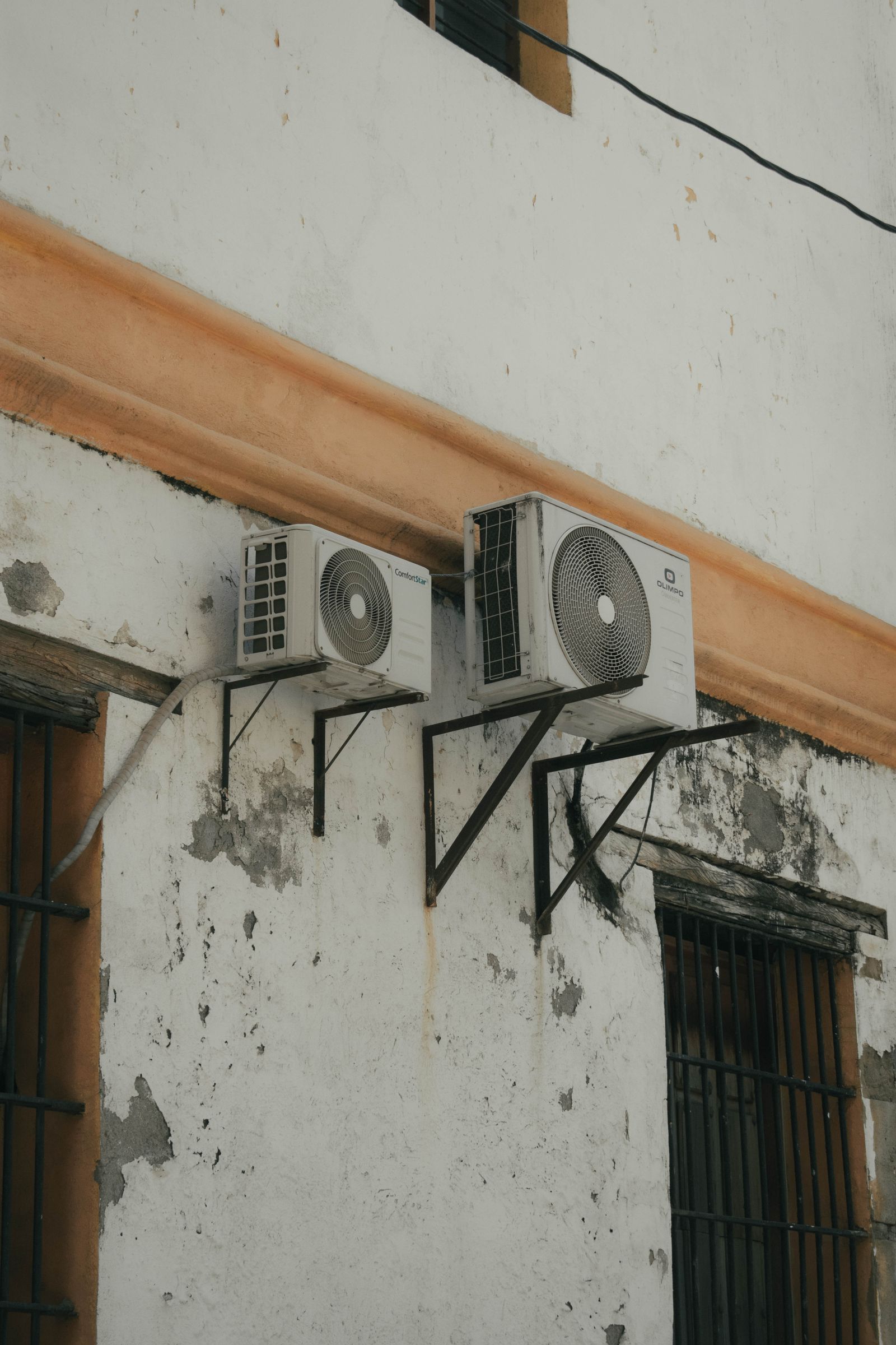 Pair of condenser units