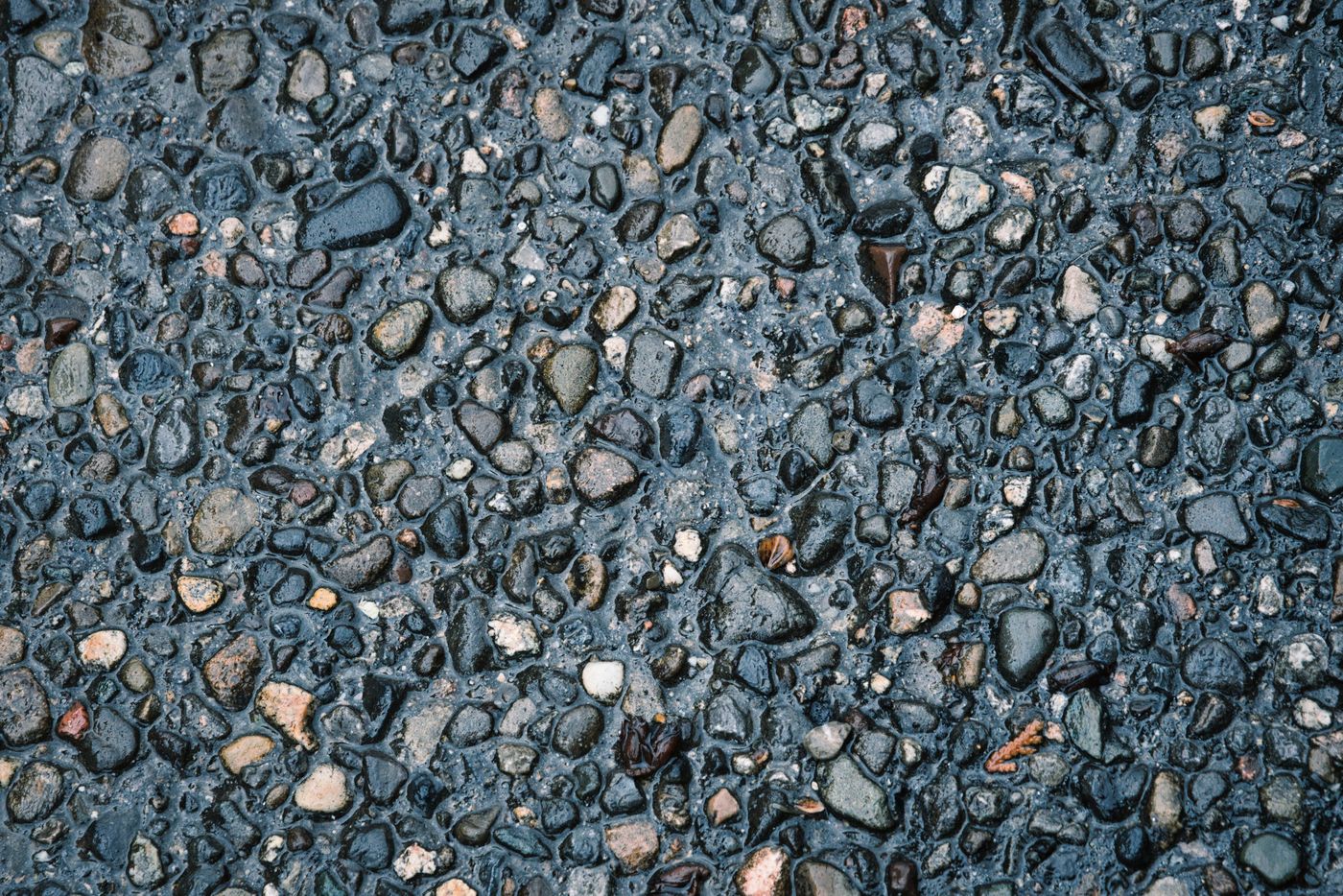 Wet pebble paving texture