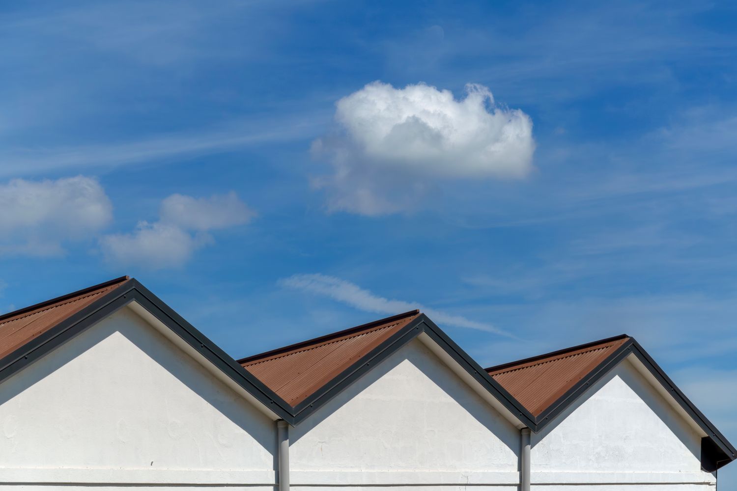 Clean roofline with seamless gutter